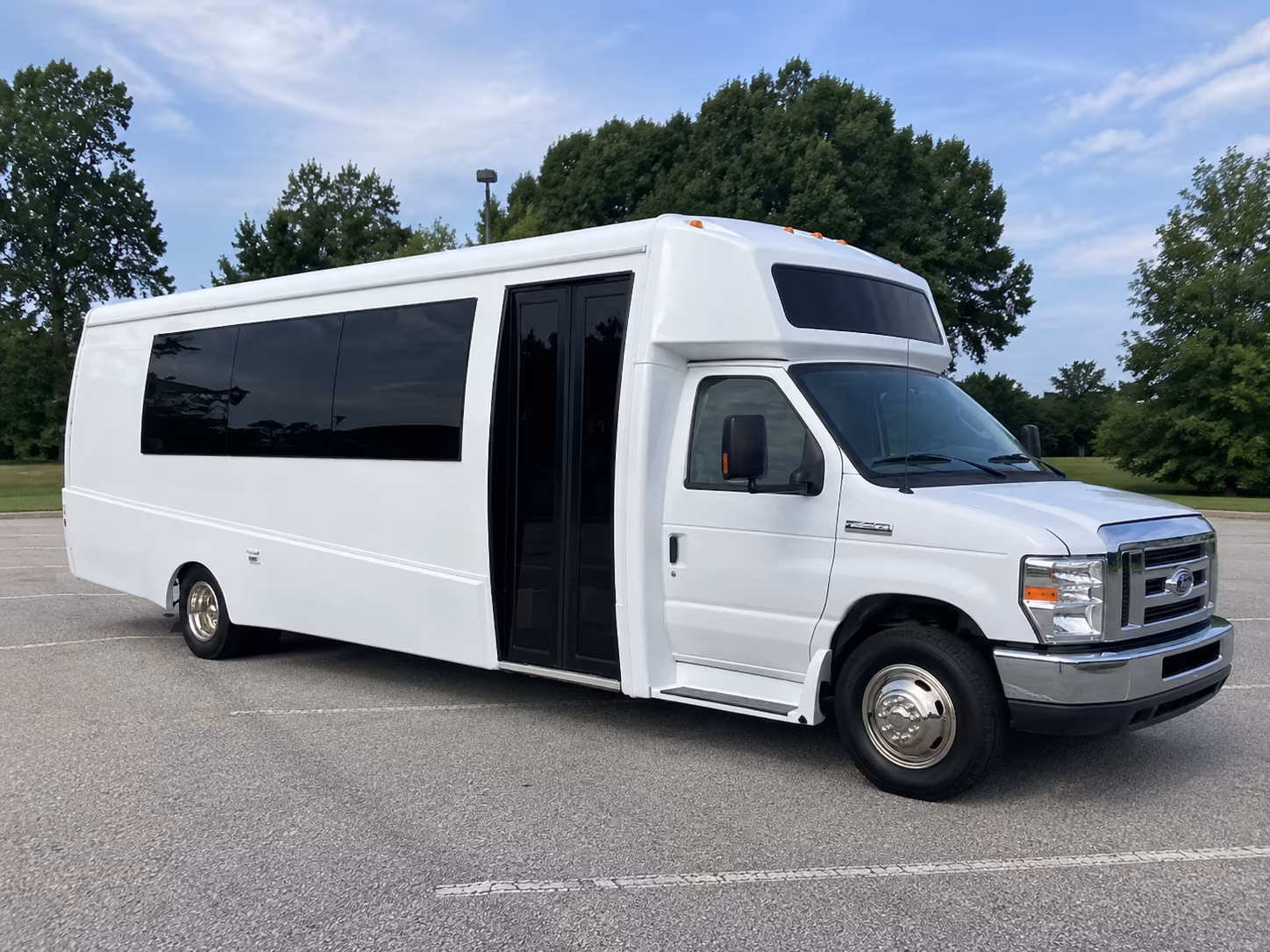 shreveport 18 passenger party bus